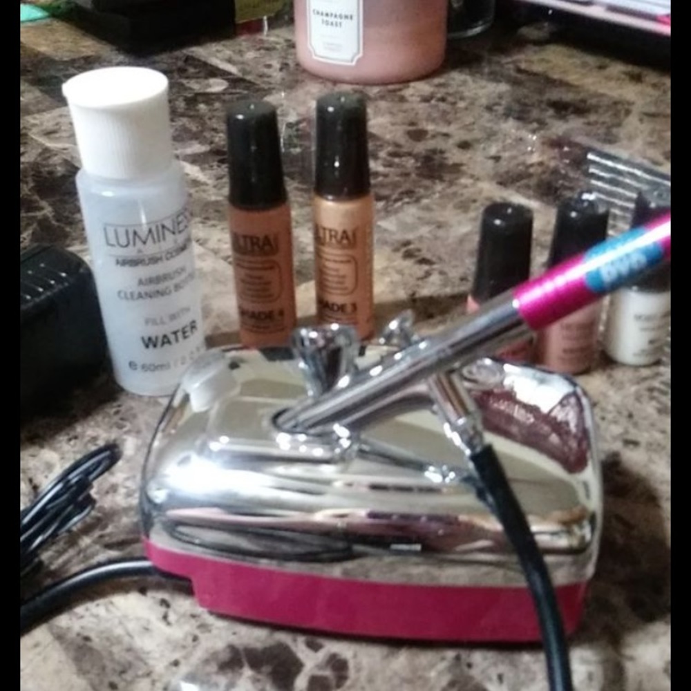 Lumpiness air plus makeup